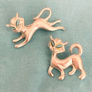 Vintage Turquoise Eye Silver Tone Cat Brooch Set